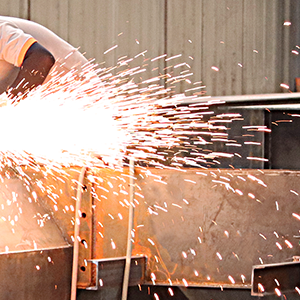 ɽ|xؙC(j)е޹˾Al(f)չؓ(f)Õr